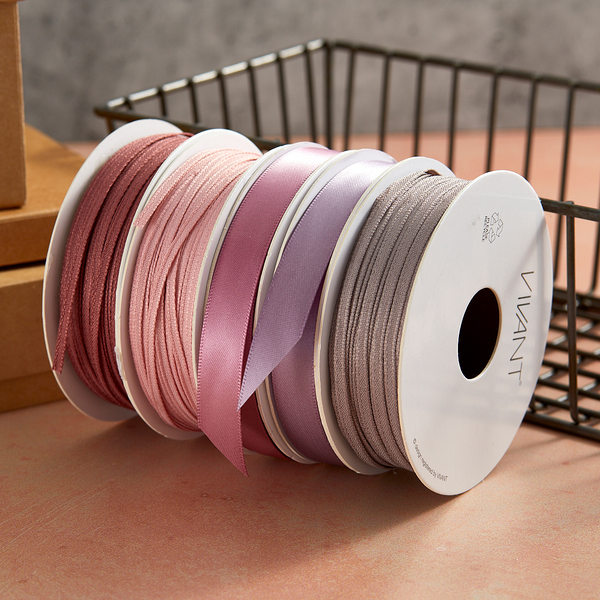 Vivant Texture Taupe Narrow Ribbon - 21.87 yards