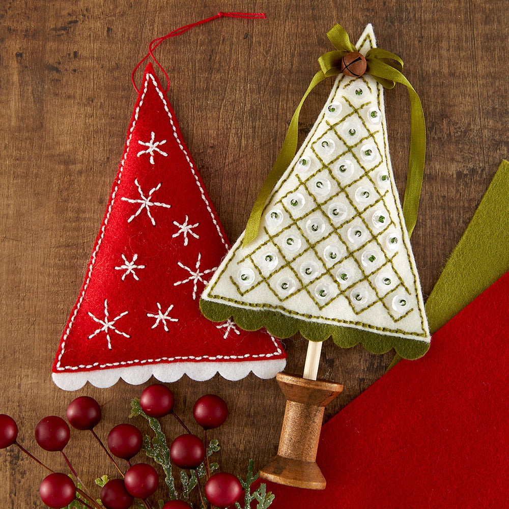 Felt Festive Trees Etched Dies by Nichol Spohr