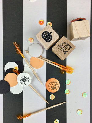 Hero Arts Halloween Wood Ink 'n Stamp Set